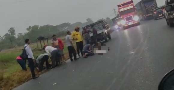 Ventanas: Accidente de tránsito en La Ercilia. Una madre de familia falleció cuando iba a dejar a su hijo a la escuela