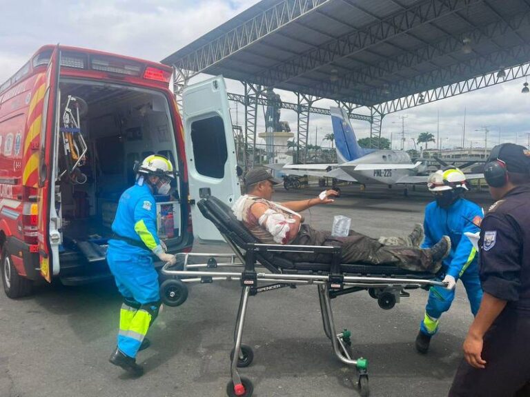 Un policía falleció y otro resultó herido en asalto a camaronera en la Isla Puná, Guayas