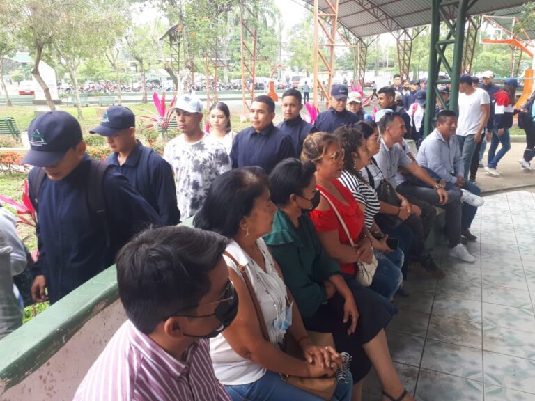 Padres de los aspirantes a Agentes Municipales de Tránsito denuncian malestar por supuestas irregularidades en el curso
