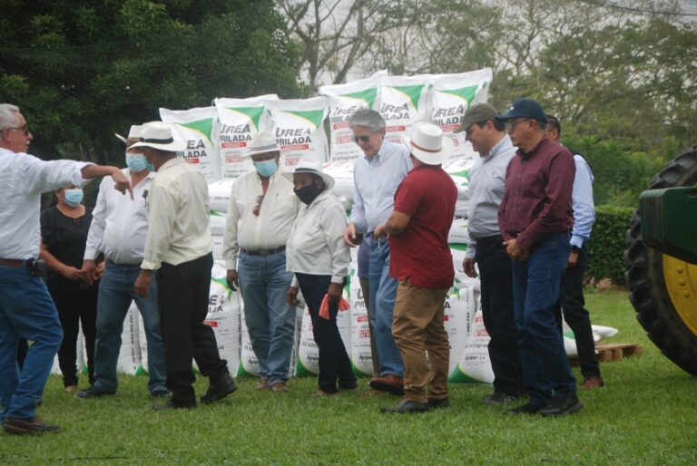 Quevedo: Alegría en el agro por urea subvencionada