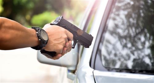 Siete personas robaron camioneta con sacos de abono en Ventanas