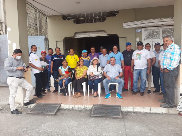 Arroceros y soyeros viajan hoy a Guayaquil para reclamar por el irrespeto del precio del arroz