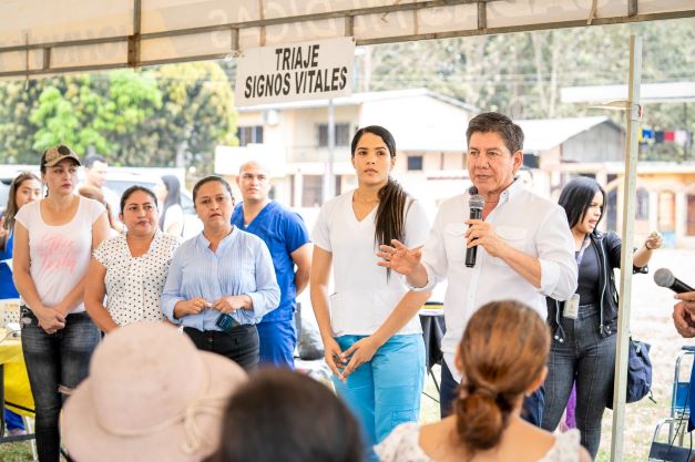 Prefecto Johnny Terán cumplió actividades en Ventanas, Mocache, Quevedo y Valencia