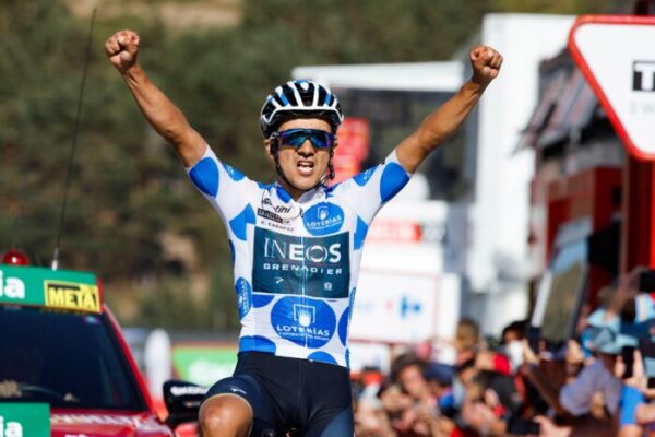 Carapaz se proclama rey de la montaña en Navacerrada