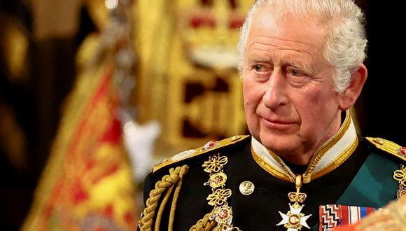 Carlos III dice que “le dedicará lo que queda de su vida” a ser Rey