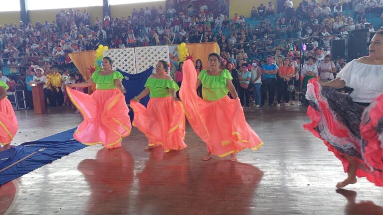 12 de octubre: Día de la Interculturalidad y Plurinacionalidad se celebra con danza en Quevedo