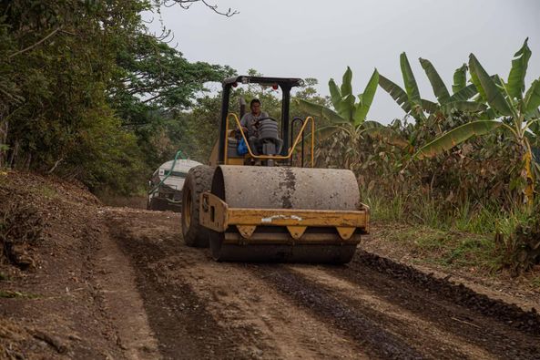 Vías de zonas rurales son mejoradas en Mocache