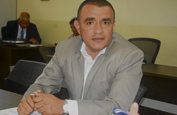 Javier Pincay, candidato a alcalde de Portoviejo, presentaba 13 orificios de bala tras atentado en su contra
