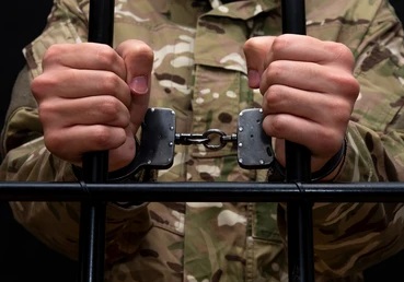 Mayor del Ejército Ecuatoriano fue sentenciado a la pena máxima por violar a una joven cadete en el interior de un recinto militar