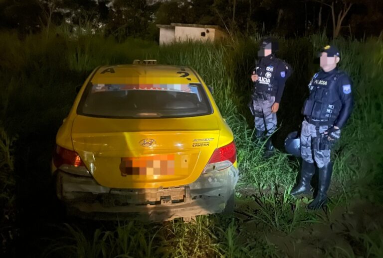 Un taxi que fue robado en la Ruta Ecológica apareció en la Baldramina