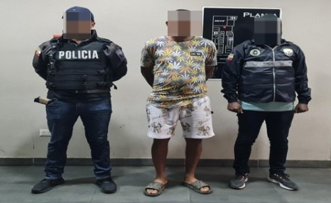 Un sujeto fue detenido con un fusil, municiones y droga en Puebloviejo