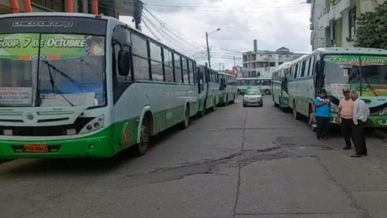 Transportistas urbanos aseguran no aguantar más inseguridad en Quevedo