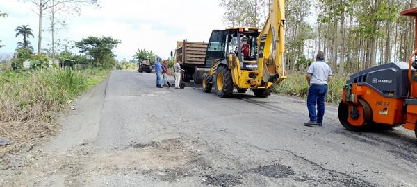 Obra vial de la Prefectura de Los Ríos beneficia a Quevedo y Quinsaloma