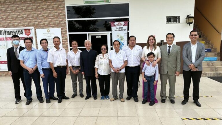 Ministerio de Educación, Embajada China y Oriental® impulsan el desarrollo cultural en Los Ríos