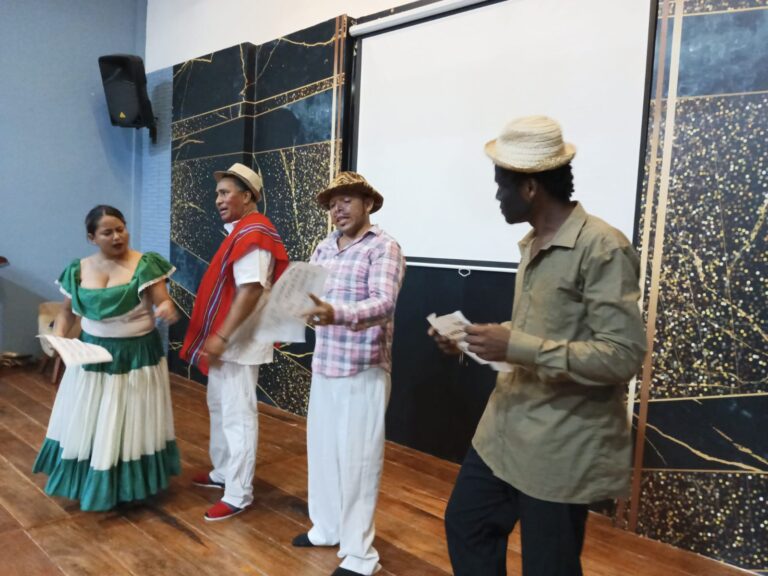 Artistas quevedeños celebran el Día Internacional del Teatro