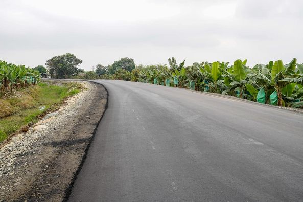 La Prefectura de Los Ríos ha mejorado vías rurales en toda la provincia