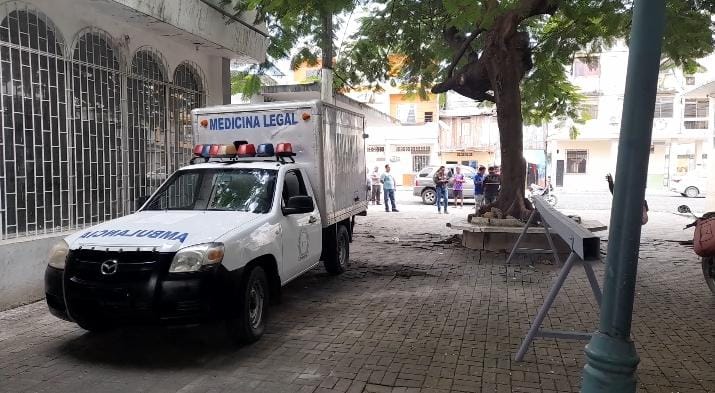 Cuerpo con las manos atadas hacía la espalda apareció flotando en aguas del río Catarama en Babahoyo