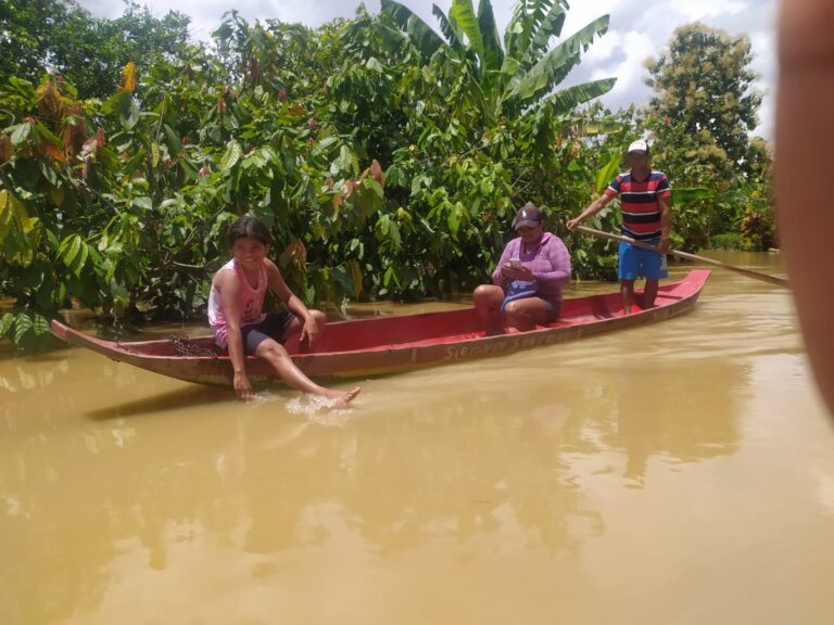 Vinces en emergencia tras las afectaciones provocadas por el desbordamiento de varios ríos