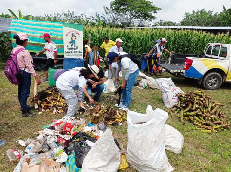 Asociación de Mocache destaca por su creatividad para cuidar al ambiente