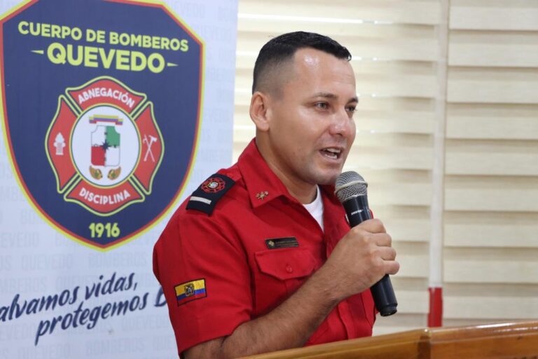 El subteniente Humberto Gavilánez es el nuevo jefe del Cuerpo de Bomberos de Quevedo