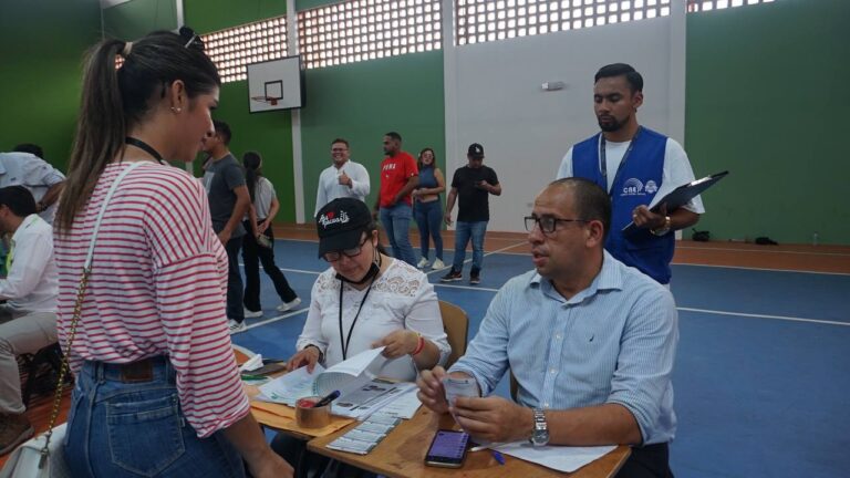 CNE-Los Ríos brindó veeduría y apoyo logístico en elecciones de UTB