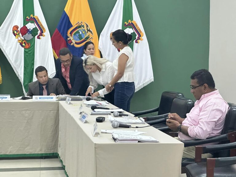 Periodistas agradecen nominaciones pero no aceptan condecoraciones que entregará el Concejo de Quevedo