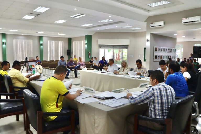 Municipio de Quevedo suscribe convenio marco para el fortalecimiento de servicios públicos 