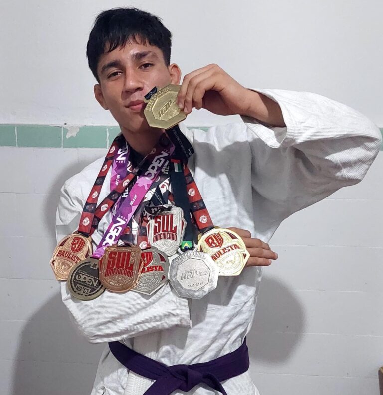 Paul Kusmirczak conquista ocho medallas en el torneo Sul-Americano de Jiujitsu brasileño