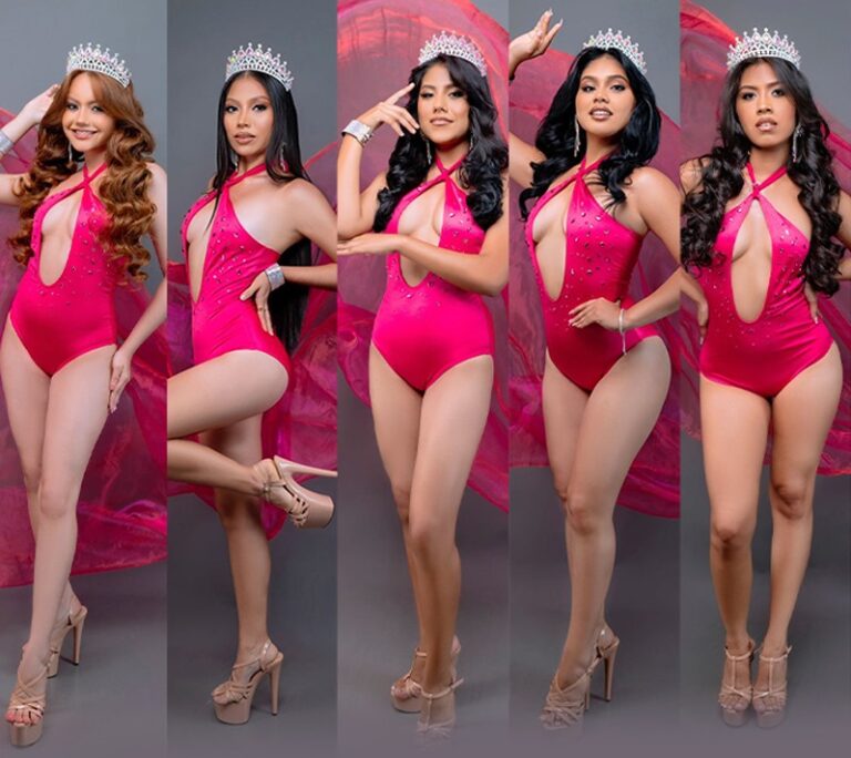 Cinco hermosas jóvenes van tras la corona de la parroquia San Camilo