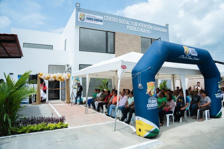 GAD Febrescordero inaugura moderno Centro Social en Pueblo Nuevo con inversión de más de $176 mil