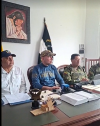 Ministro de Defensa visita la provincia de Los Ríos y lanza advertencia a bandas delincuenciales